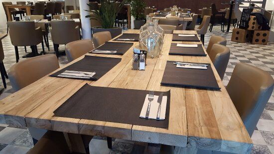 Le S'Park Restaurant