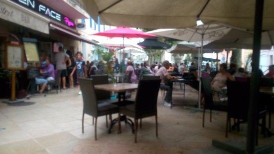 Brasserie En Face