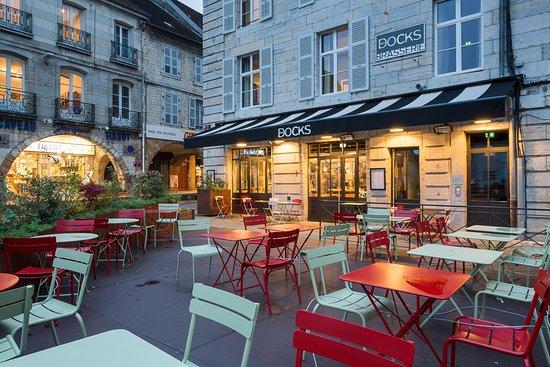 Aux Docks Brasserie