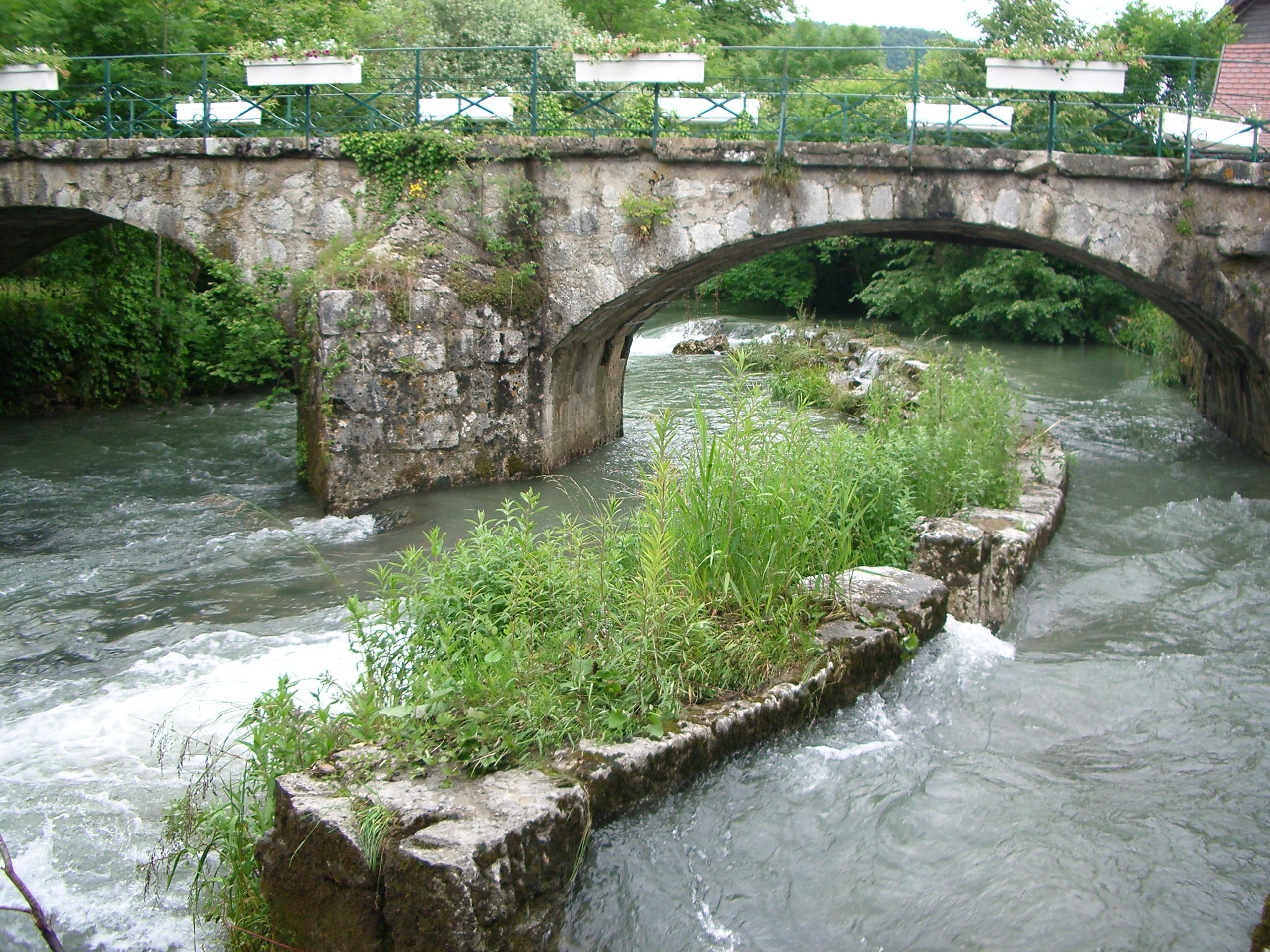 pont sur l'Eau Morte