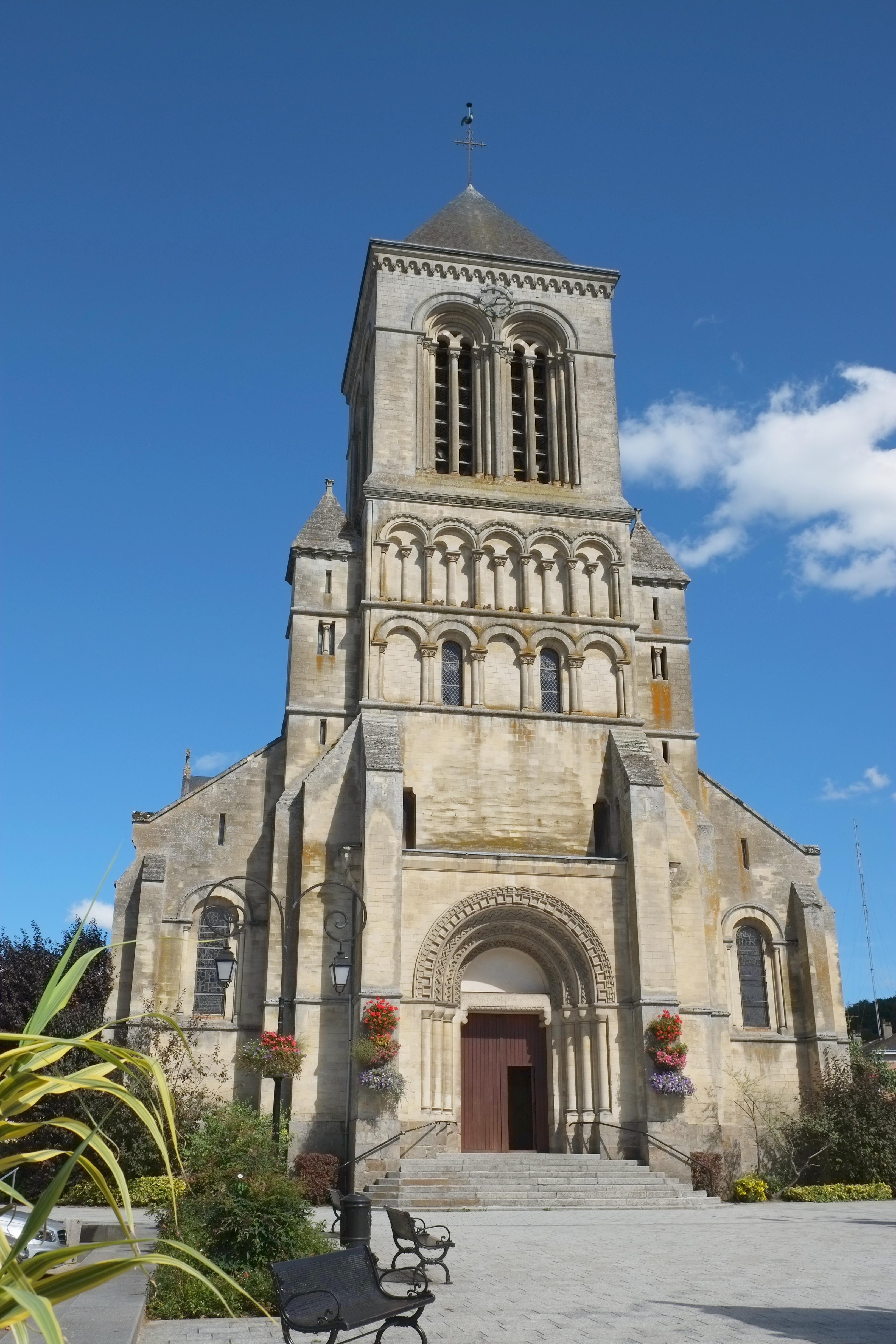 église Saint-Saëns de Saint-Saëns