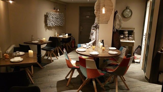 Le Petit Bistro