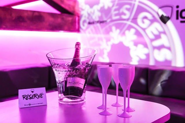 Igloo Chalet Club