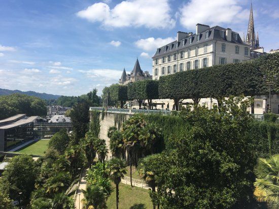 Boulevard des Pyrénées
